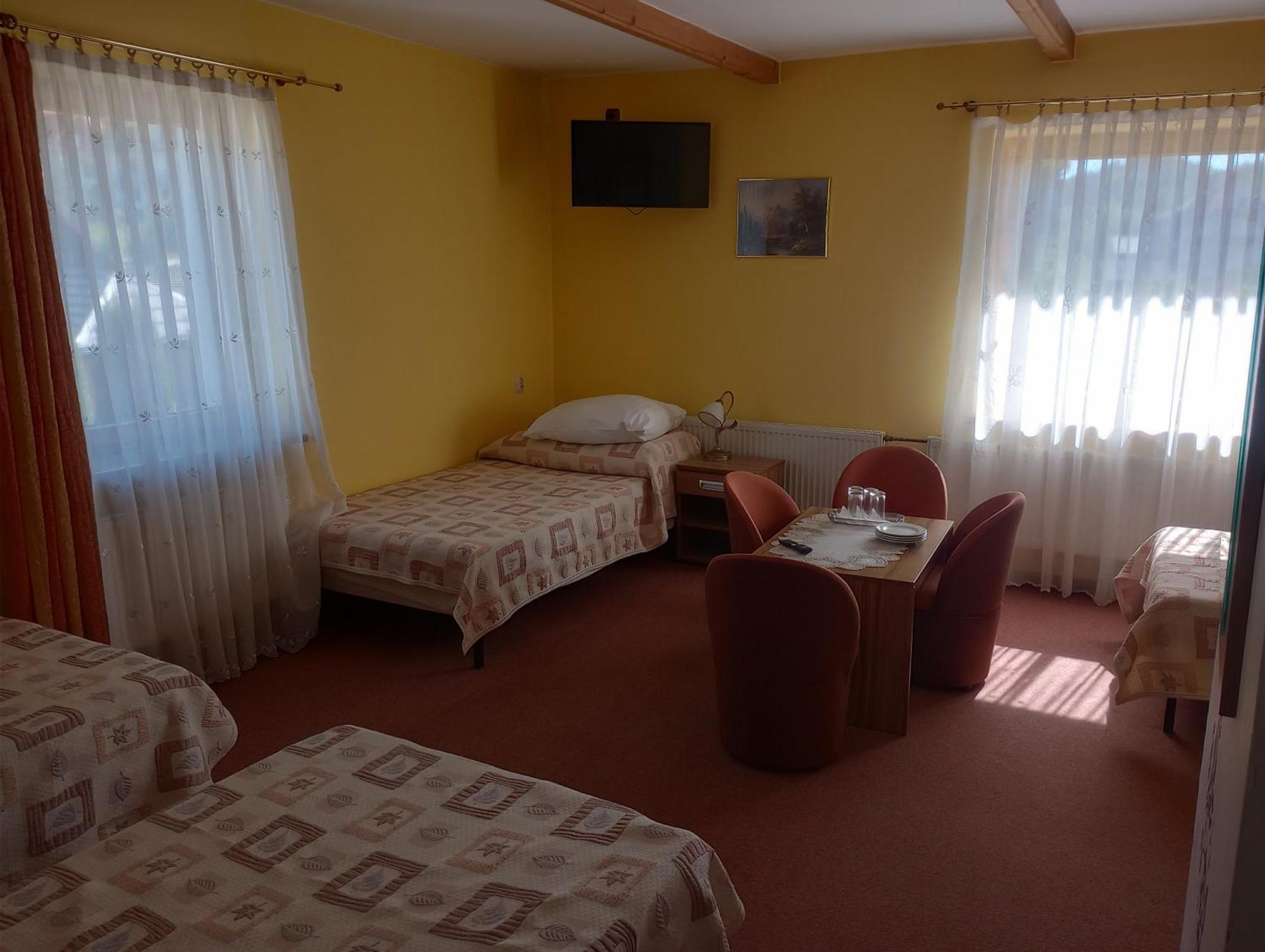Hotel Goralski Raj نوفه تارخ المظهر الخارجي الصورة