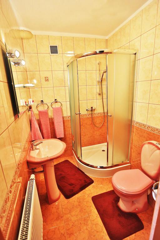Hotel Goralski Raj نوفه تارخ المظهر الخارجي الصورة